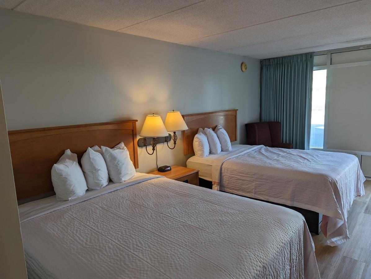 Days Inn By Wyndham Birch Run Bagian luar foto